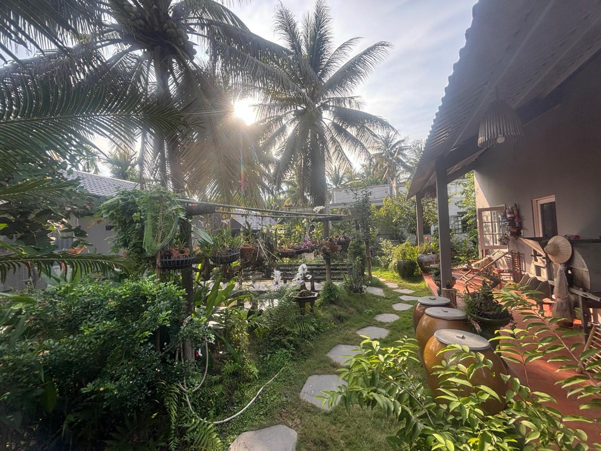 Homestay Bentre Coco Lodge Ben Tre Buitenkant foto